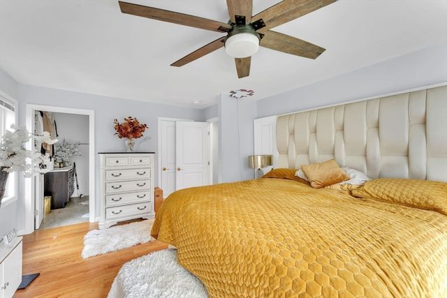 15 Bailey St, Agawam, MA 01001