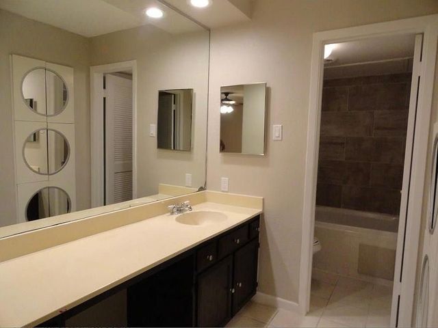 2717 Meadowstone Court, Carrollton, TX 75006