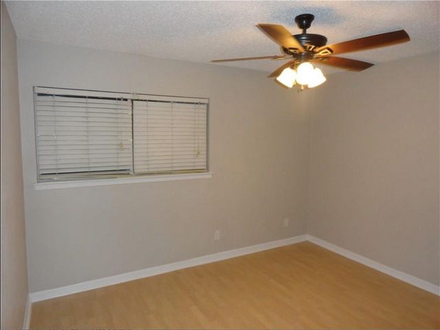 2717 Meadowstone Court, Carrollton, TX 75006