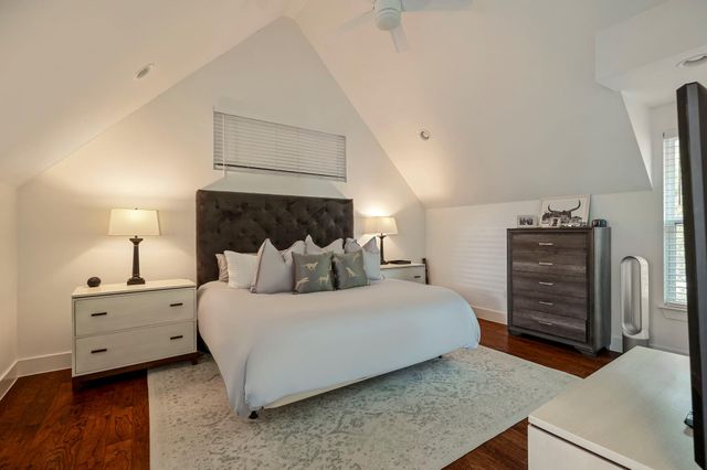 2812 Oak Springs DR 1, Austin, TX 78702