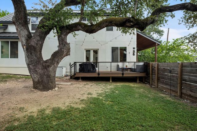 2812 Oak Springs DR 1, Austin, TX 78702