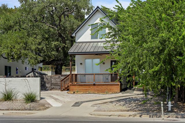 2812 Oak Springs DR 1, Austin, TX 78702