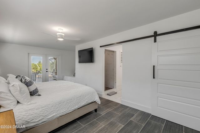 40 Oak Tree Drive, New Smyrna Beach, FL 32169