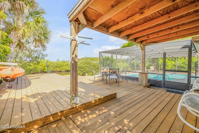 40 Oak Tree Drive, New Smyrna Beach, FL 32169