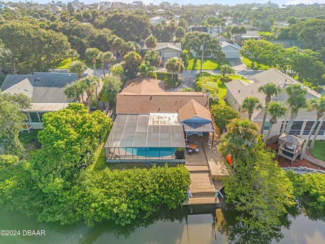 40 Oak Tree Drive, New Smyrna Beach, FL 32169