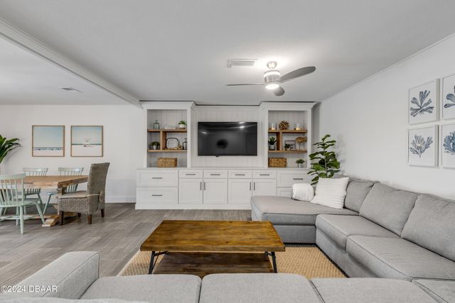 40 Oak Tree Drive, New Smyrna Beach, FL 32169