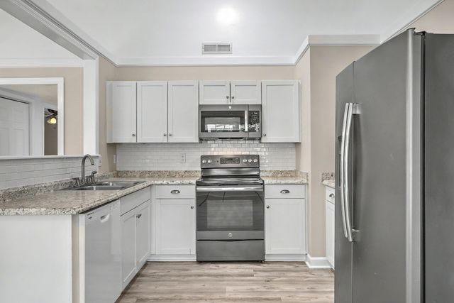 103 Tweed Court, Summerville, SC 29486