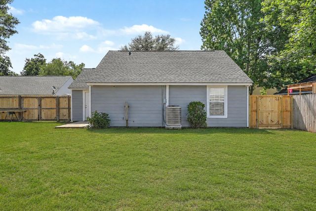 103 Tweed Court, Summerville, SC 29486