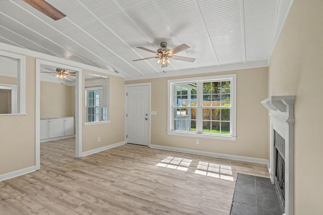 103 Tweed Court, Summerville, SC 29486