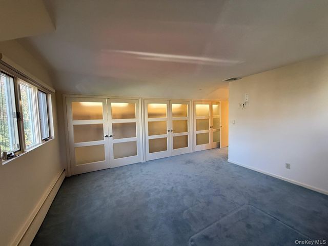 87 McCulloch Drive, Dix Hills, NY 11746