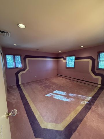 87 McCulloch Drive, Dix Hills, NY 11746