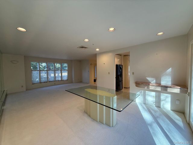 87 McCulloch Drive, Dix Hills, NY 11746