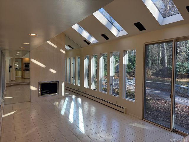 87 McCulloch Drive, Dix Hills, NY 11746