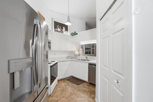 1812 SE Hideaway Circle, Port St. Lucie, FL 34952