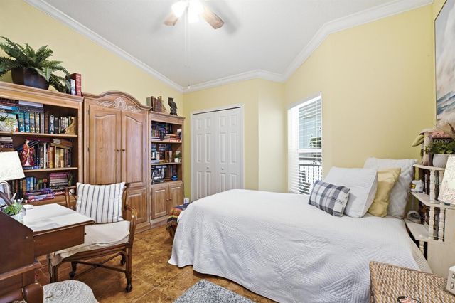 1812 SE Hideaway Circle, Port St. Lucie, FL 34952