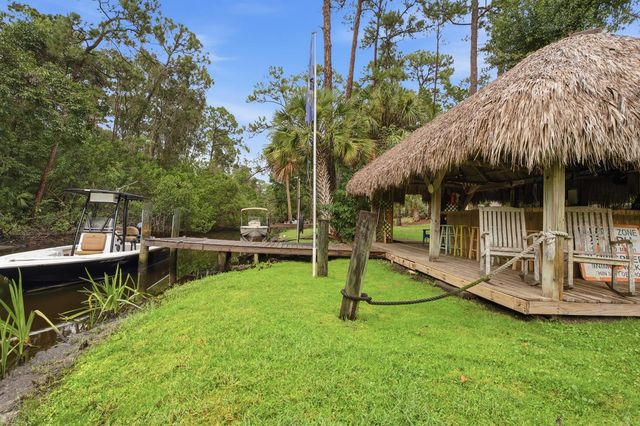 1812 SE Hideaway Circle, Port St. Lucie, FL 34952