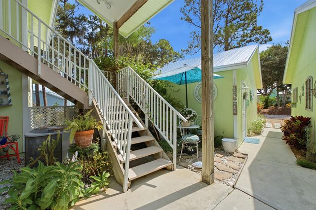 1812 SE Hideaway Circle, Port St. Lucie, FL 34952