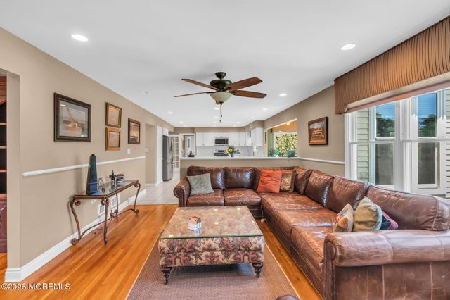 16 Groendyke Circle, Millstone, NJ 08535