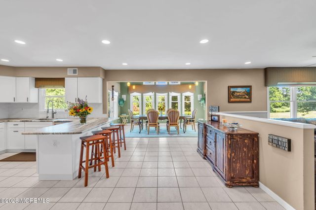 16 Groendyke Circle, Millstone, NJ 08535