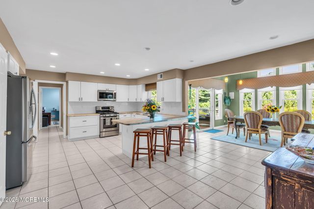 16 Groendyke Circle, Millstone, NJ 08535