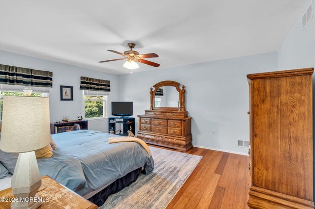 16 Groendyke Circle, Millstone, NJ 08535