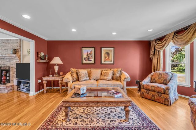 16 Groendyke Circle, Millstone, NJ 08535