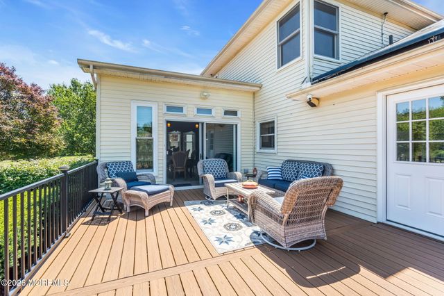 16 Groendyke Circle, Millstone, NJ 08535