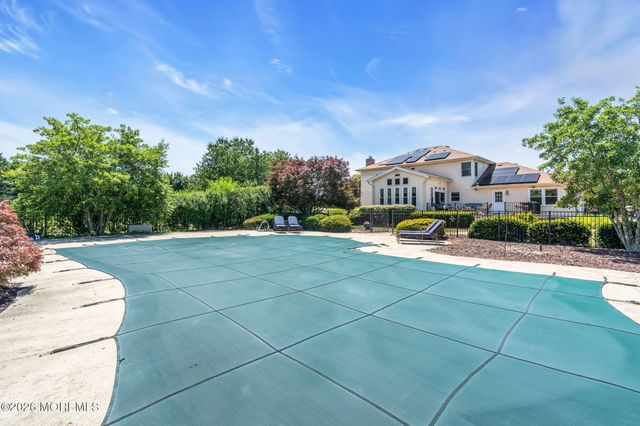 16 Groendyke Circle, Millstone, NJ 08535
