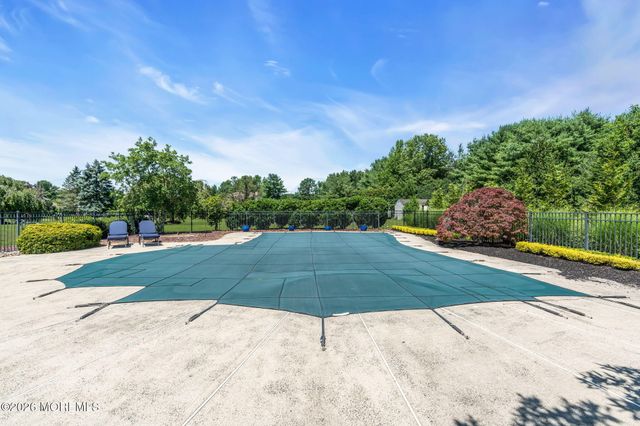16 Groendyke Circle, Millstone, NJ 08535