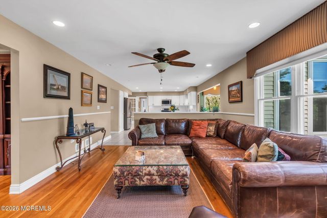 16 Groendyke Circle, Millstone, NJ 08535