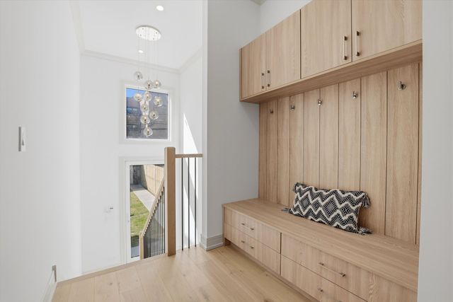 4844 N Hermitage Avenue, Chicago, IL 60640