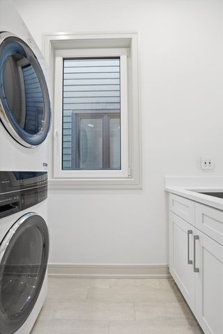 4844 N Hermitage Avenue, Chicago, IL 60640