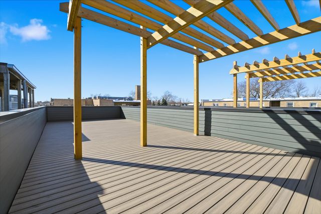 4844 N Hermitage Avenue, Chicago, IL 60640