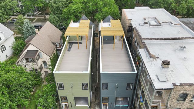 4844 N Hermitage Avenue, Chicago, IL 60640