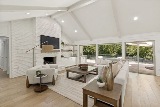 6209 Baymar Lane, Dallas, TX 75252