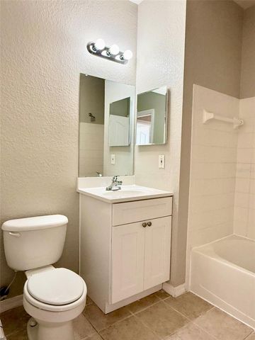 8911 LEGACY COURT 207, Kissimmee, FL 34747