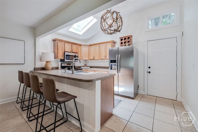 32 Brookview Drive, Savannah, GA 31406