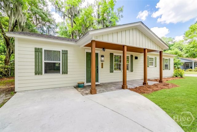 32 Brookview Drive, Savannah, GA 31406