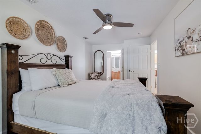 32 Brookview Drive, Savannah, GA 31406