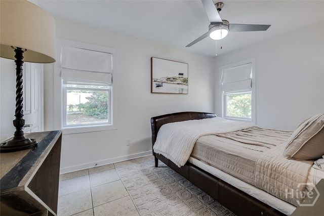 32 Brookview Drive, Savannah, GA 31406