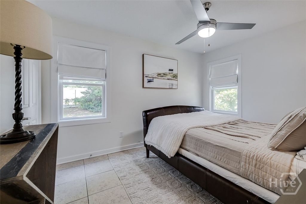 Image 30 of property listing at 32 Brookview Drive, Savannah, GA 31406