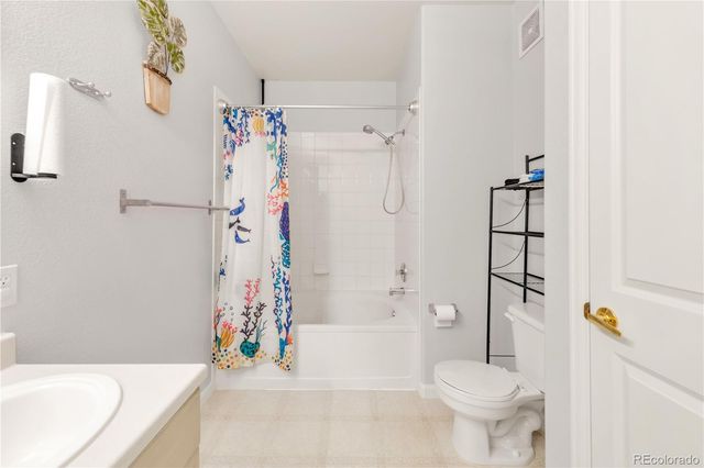 8456 S Hoyt 301, Littleton, CO 80128