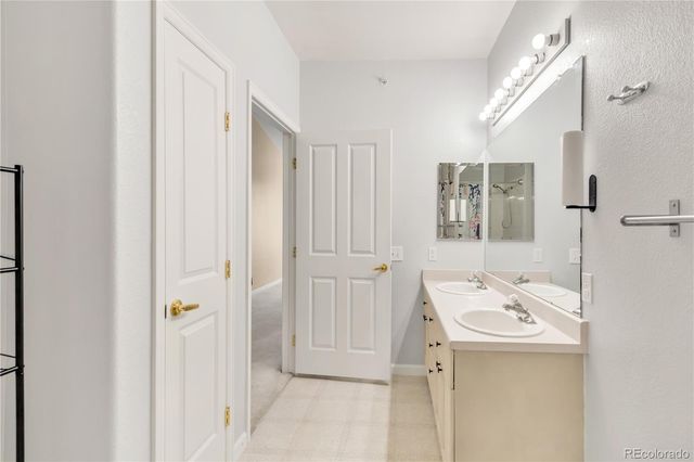 8456 S Hoyt 301, Littleton, CO 80128