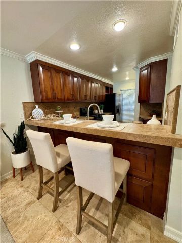 5104 Marina Pacifica Drive South, Long Beach, CA 90803