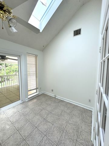 7500 Mayfair Ct, Fairview, TN 37062