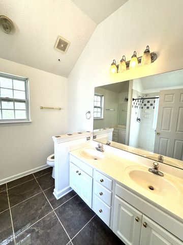 7500 Mayfair Ct, Fairview, TN 37062