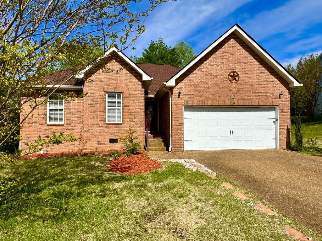 7500 Mayfair Ct, Fairview, TN 37062