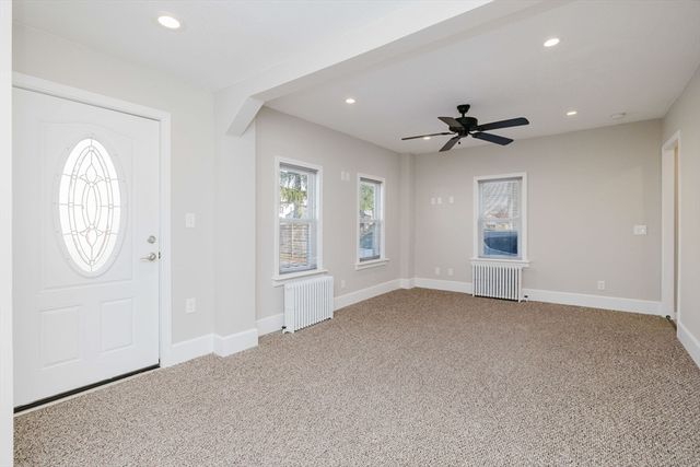 6 Makepeace Ave, Taunton, MA 02780