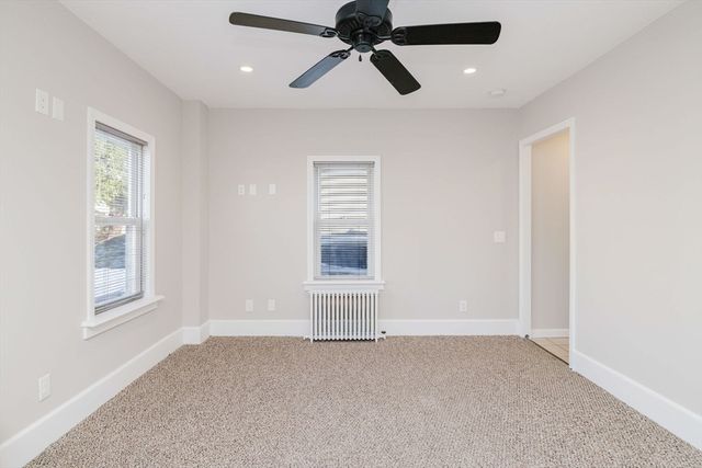 6 Makepeace Ave, Taunton, MA 02780