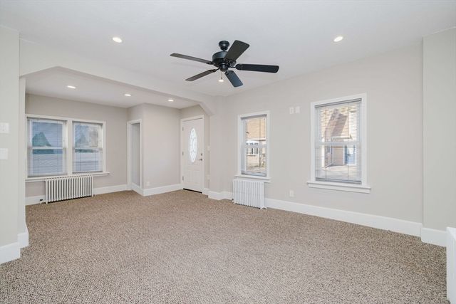 6 Makepeace Ave, Taunton, MA 02780